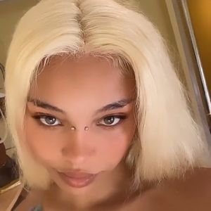 Meet your Posher, Darshayla